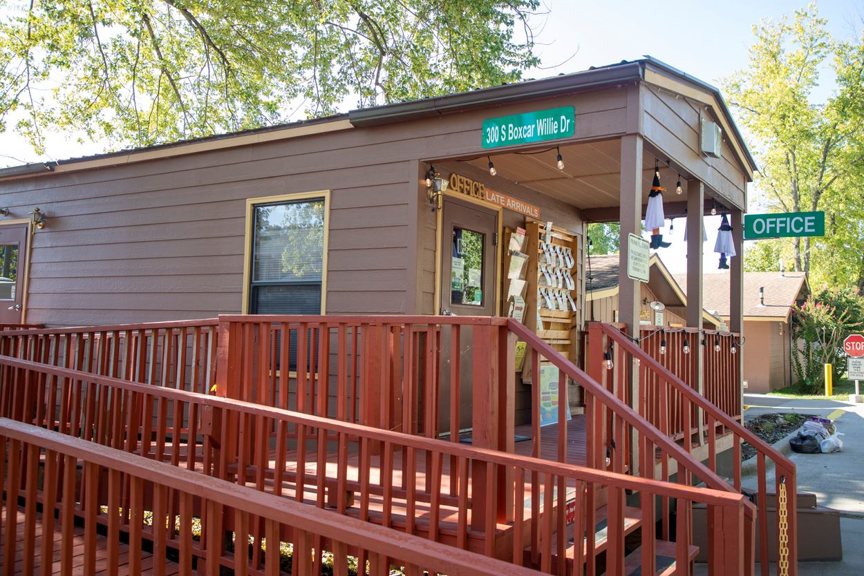 Campground-Office-Web